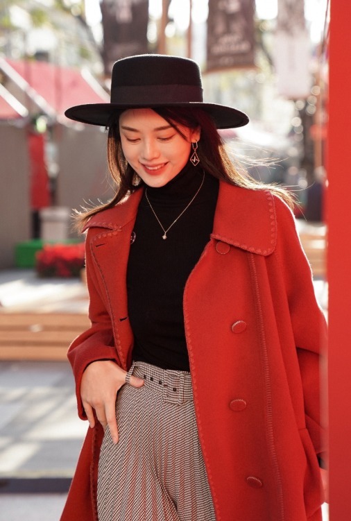 半身裙|今年冬天,“大衣+裙子”又又又火了,优雅时髦显气质!