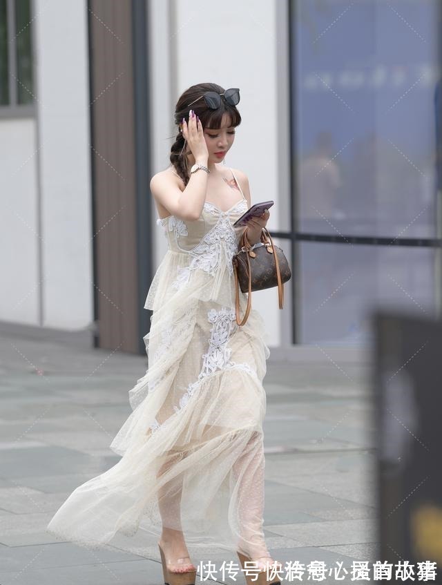 蕾丝 多层网纱长裙,搭配厚底高跟鞋,性感甜美妥妥的小仙女穿搭!