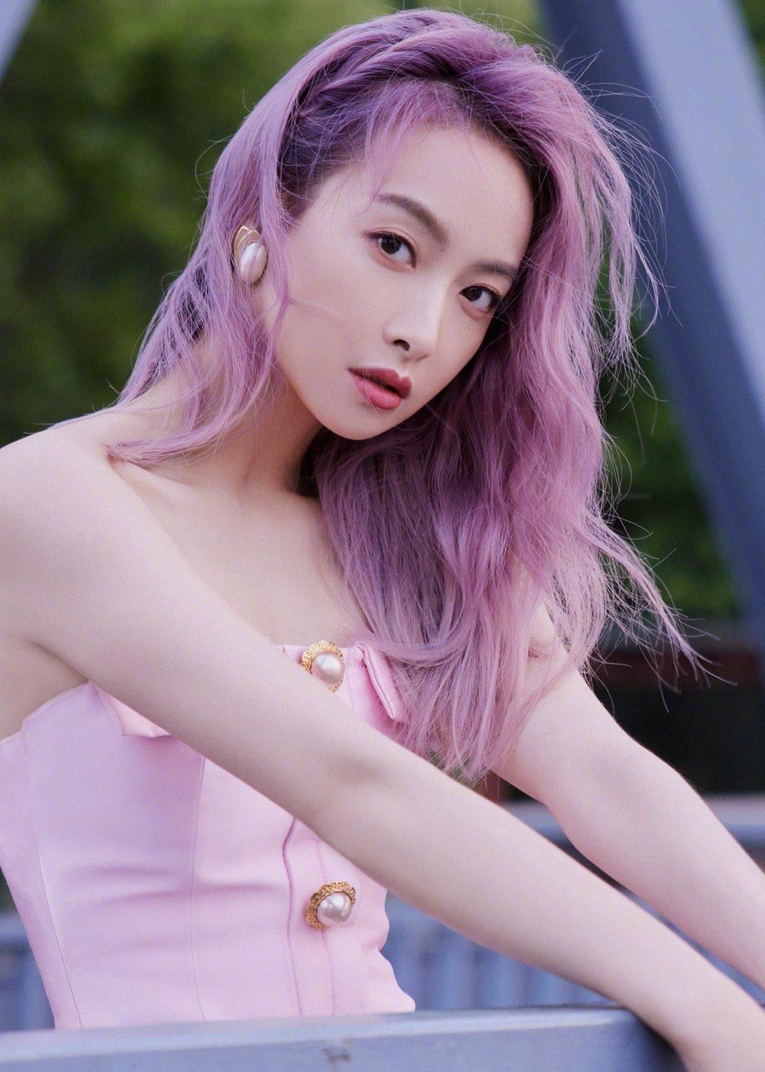 看倦了黑发色怎么办？不如试试这四款万能发色，显白还不挑人