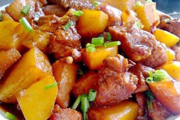 开学季|开学季到了孩子坚持每天跑步锻炼变强壮，多吃强身菜，增强体质