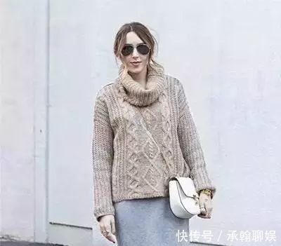 今年最火的高领毛衣,这样穿才够美!