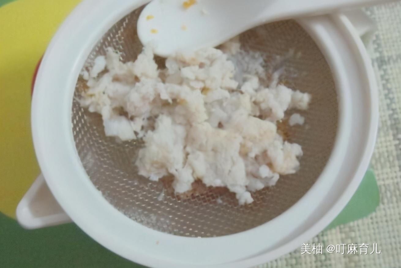 父母|宝宝多大可以吃肉？第一口肉吃什么？很多父母搞错了