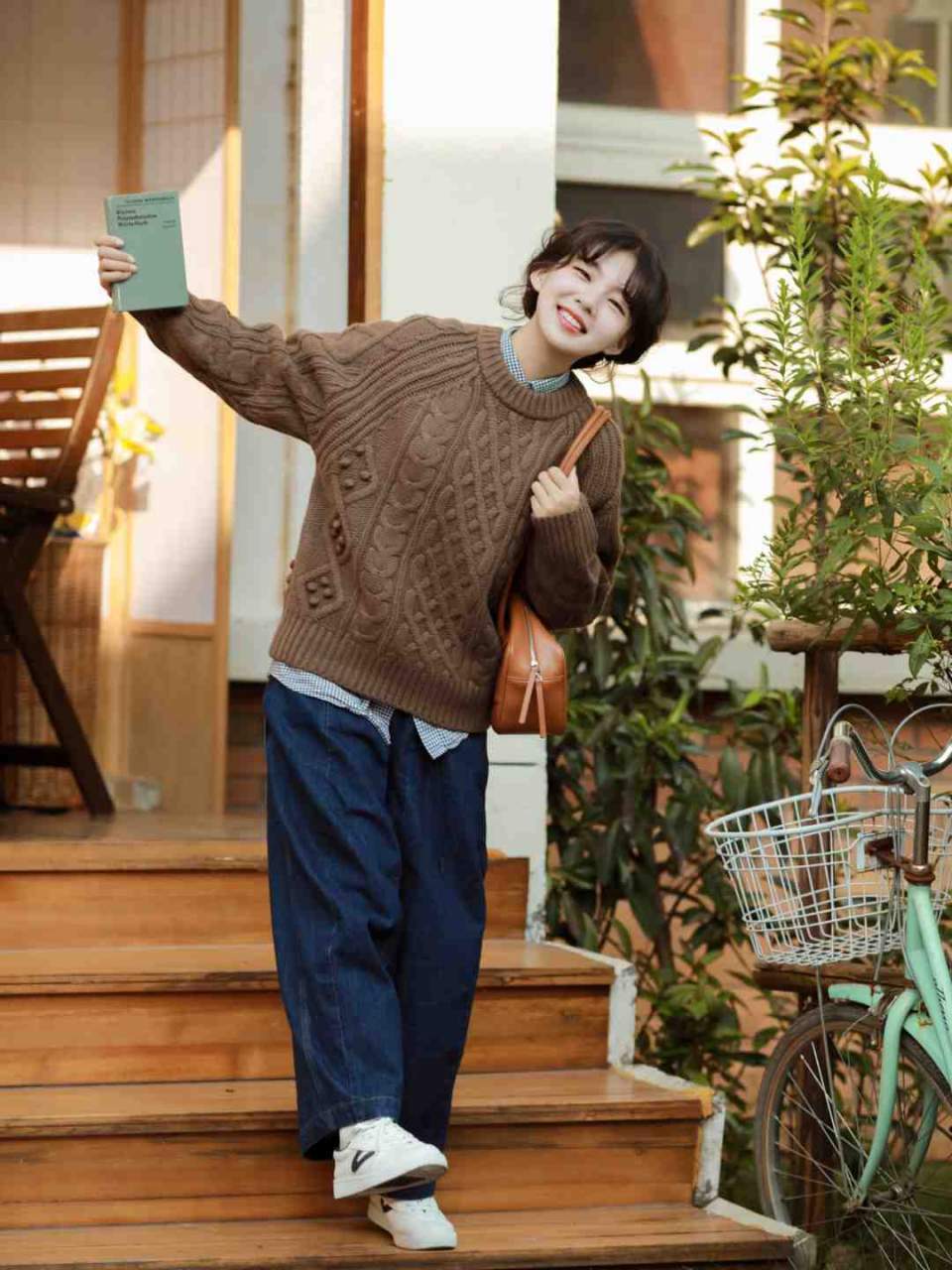 咖色|小个子女生不露腿穿搭法来喽!又美又可爱,软糯效果真的超减龄