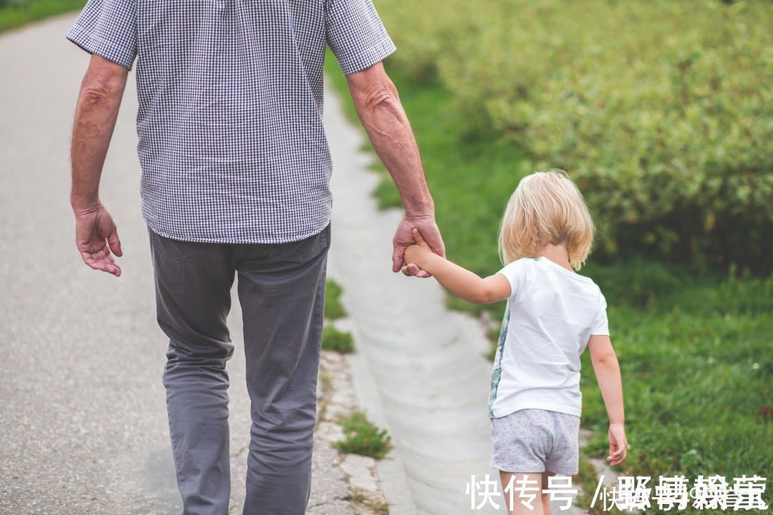 青春期|再忙也别错过孩子这三次生日,不能保证孩子多优秀,但妥妥走正道