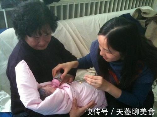 抱抱|小孩聪明是因为抱得好吗?抱孩子这件事关系孩子一生,马虎不得