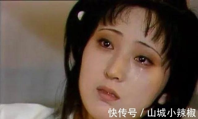 黛玉&贾宝玉离开贾府后,留有一物;成为他思念林妹妹的唯一信物!