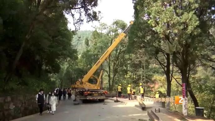 中年|好消息！西山人行栈道完工40% 预计4月1日与市民见面——昆明广播电视台