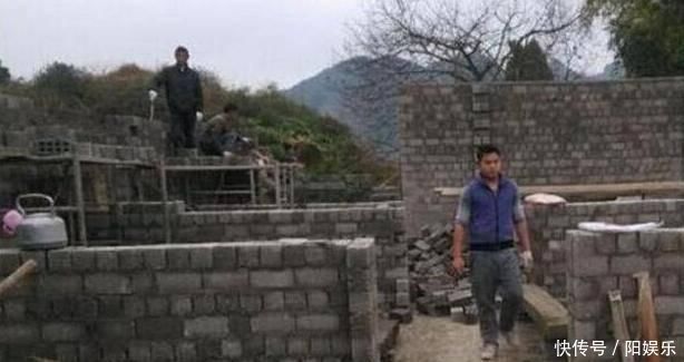 装修|邻居盖了栋这样的房子，村里人都被吓到了，现在房子空着没人住