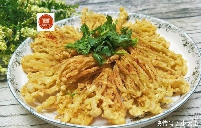 过瘾|金针菇换个新做法,大人小孩都喜欢,上桌抢着吃,太过瘾了!