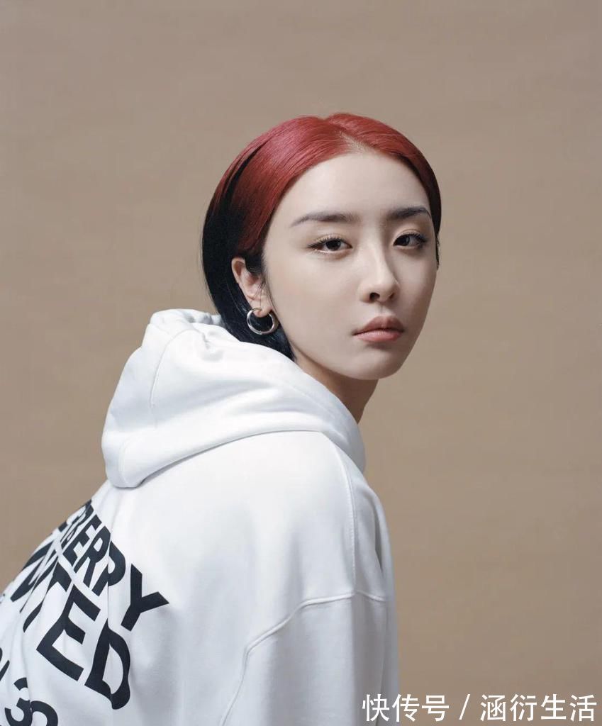 秃头|“爆顶染”赵小棠一夜吸赞十几万!丑哭亿万网友的秃头发型,怎么就火了?