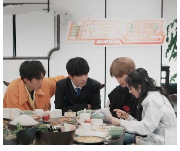 黃明昊|《密室大逃脫3》收官后，無意間透露下季嘉賓，鄧倫或將退出