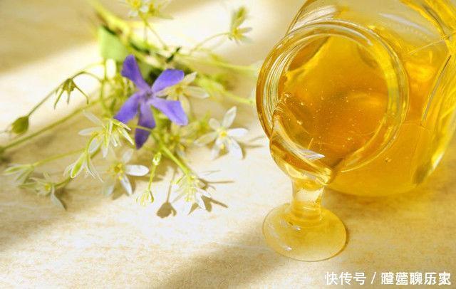 凌晨|肝不好的人，晚上睡觉时如果有4个表现，恭喜，肝病正在好转