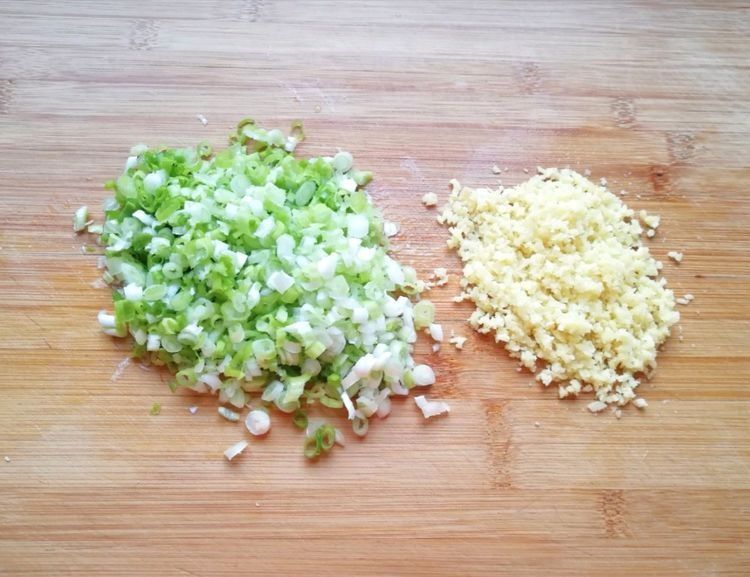 冬天吃饺子别错过此馅，味道鲜香营养多，我家孩子很爱吃