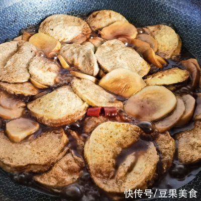 大厨|大厨教你这么做红烧素鸡,分分钟就可以学会