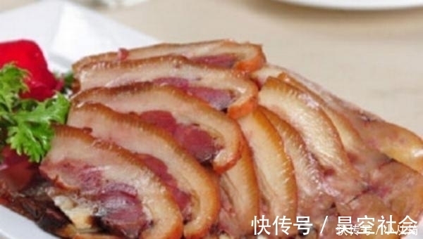 在家里做卤肉不必放那么多调料,只要记住这“四味香料”,就够了