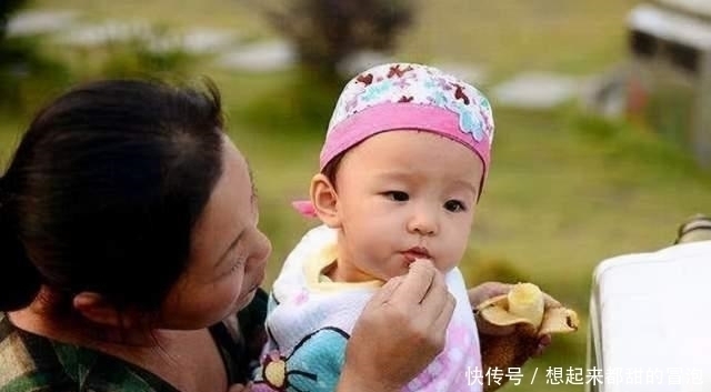 父母|“凭啥你妈带娃就给钱,我妈带娃就应该?”,宝爸暴躁质问被怒怼