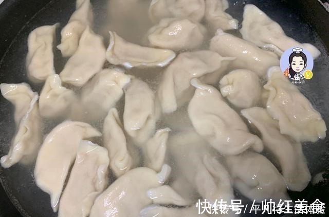 饺子|孩子最馋这馅的饺子，端上桌，三五几下就能吃掉一大盘，太香了