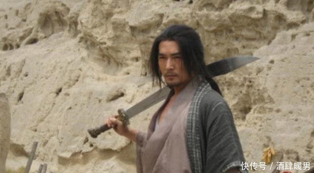 弱者|梁山上有对奇葩师徒,弱者徒弟排名更高,武艺高强的师父成打杂的