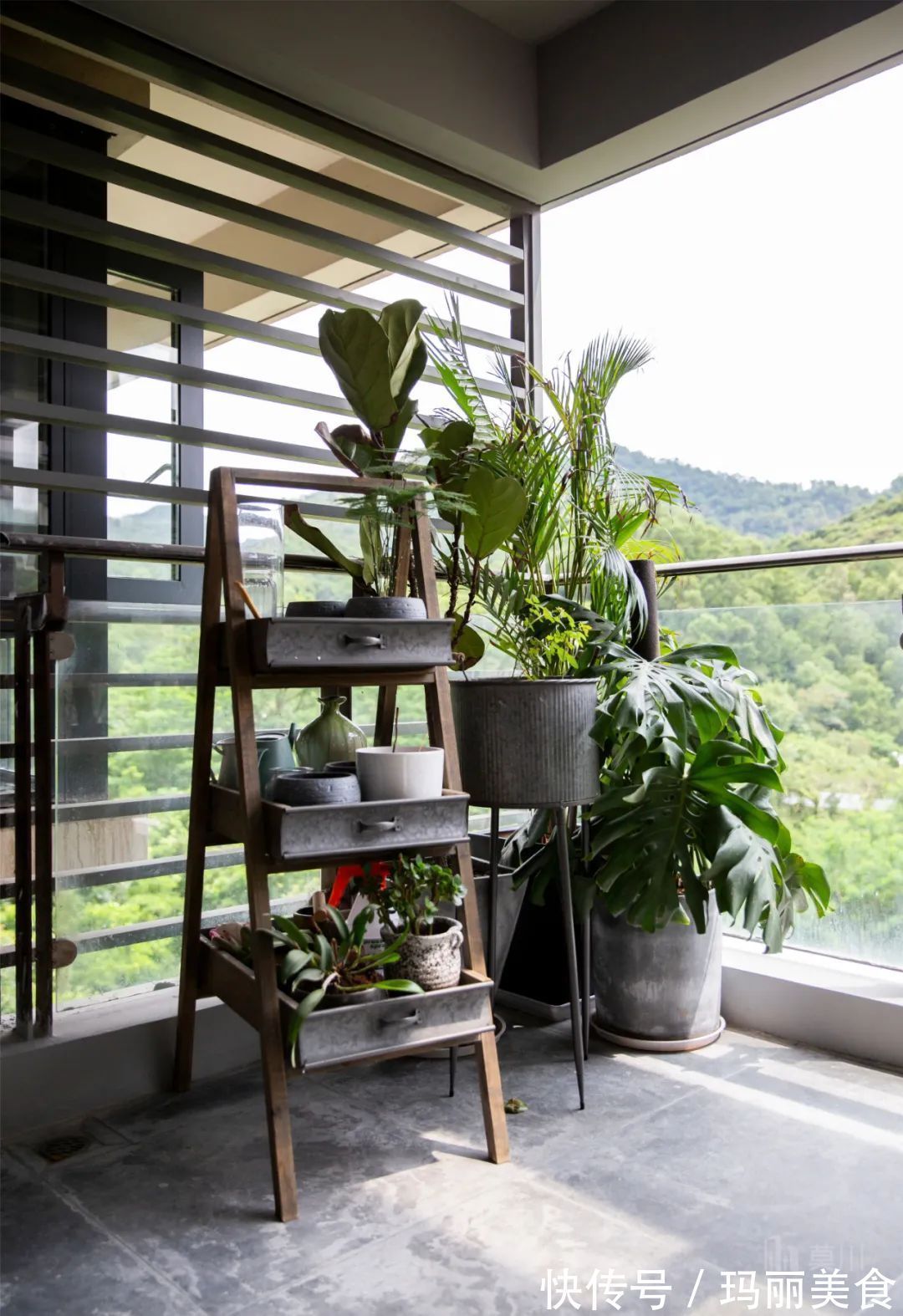 深木色|99㎡现代工业风,85后女神的家,满屋高级灰,绿植清新点缀