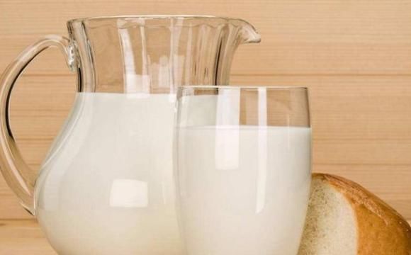 上了年纪骨质疏松，几种食物一天吃一点，强筋骨比钙片还补钙