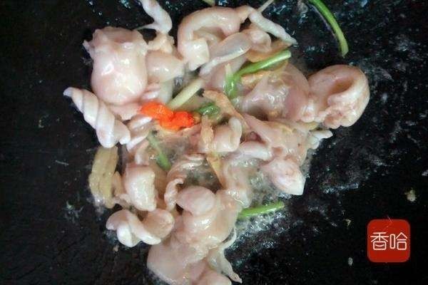 它叫鱼却不像鱼,无骨无刺,孩子常吃补钙补脑,贵也要常做孩子吃