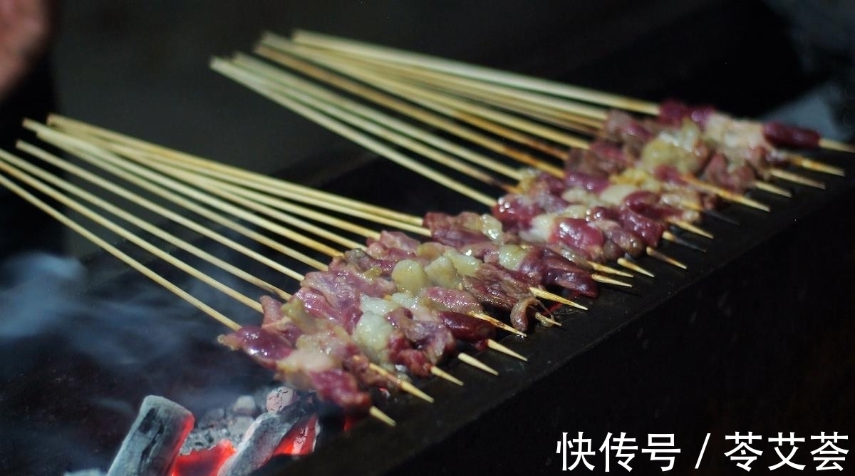 《人生一串》带火东北烧烤,这三座城市,谁才是东北烧烤第一城?