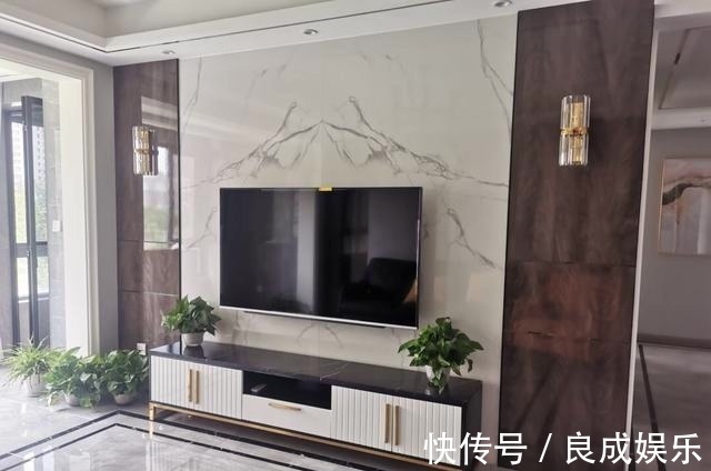 背景墙|学她家装修,电视墙很大气,过道打柜子太实用了,全屋都很喜欢