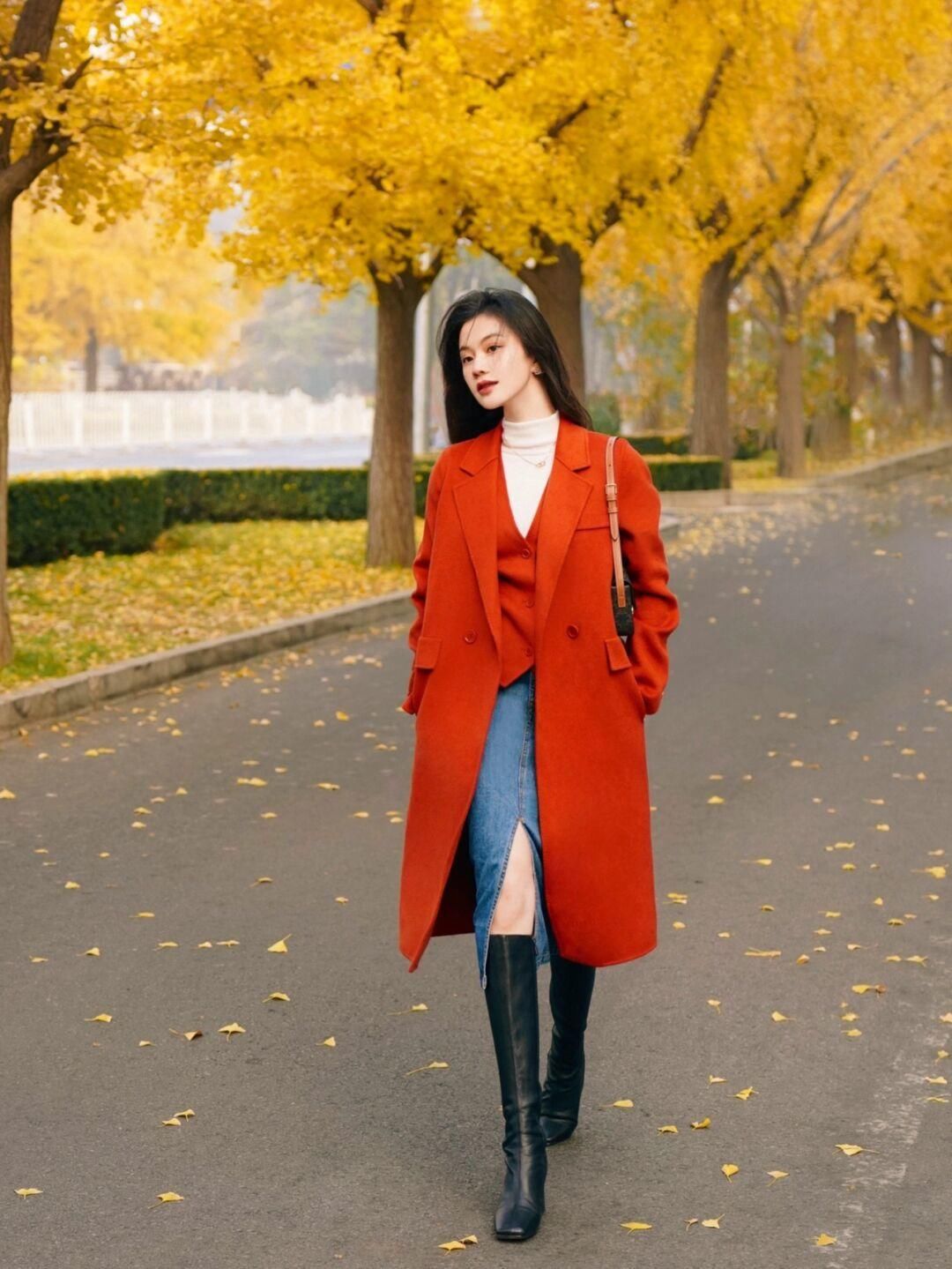 博主|基础色大衣太单调？分享4个流行色的搭配，穿上让你美美地过冬天