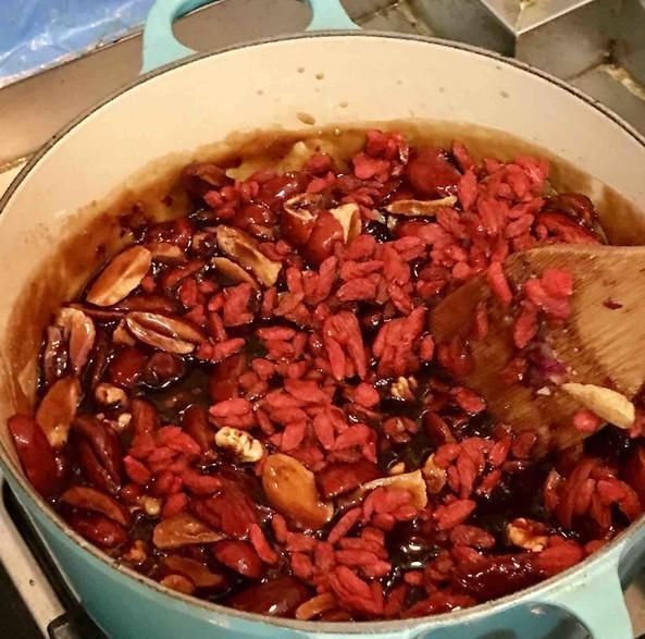 气色|掉发、白发、气色不好的,每周拿“它”当零食吃,显年轻还助睡眠