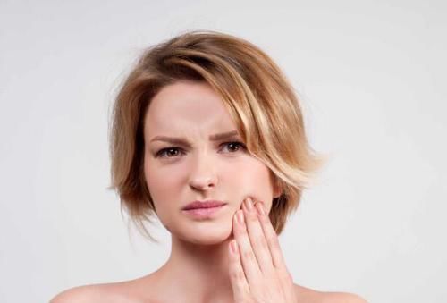 小蛮腰|女人衰老前,身体会暴露出5个丑态,若你都没有,该庆幸还年轻