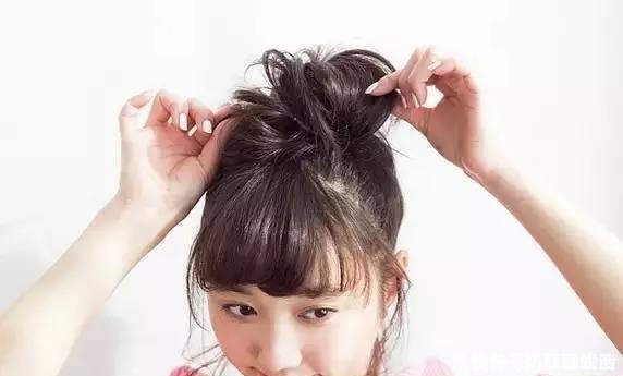 空气刘海|女人这样扎头发，桃花运才会连连不断