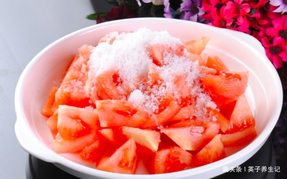 此物|忠告吃西红柿时不能碰此物,吃了给健康找麻烦,却好多人不清楚