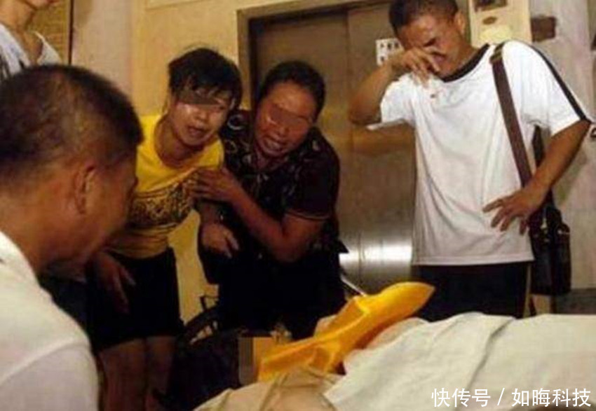 产妇|50岁产妇生下“猪八戒”,遭全家人嫌弃,医生的反而一句话救了娃