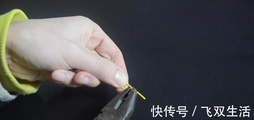 你家有回形针吗 这个用途太聪明了, 看完抓紧告诉家里人还不迟