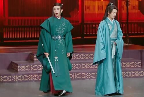 镜头|有一种“排挤”叫龚俊和张哲瀚,全程充当背景板,镜头不足10分钟