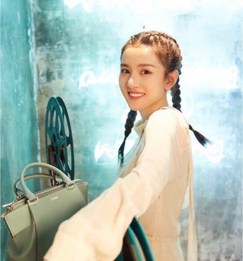 2021年最火泡泡辫，甜美减龄又显脸小！