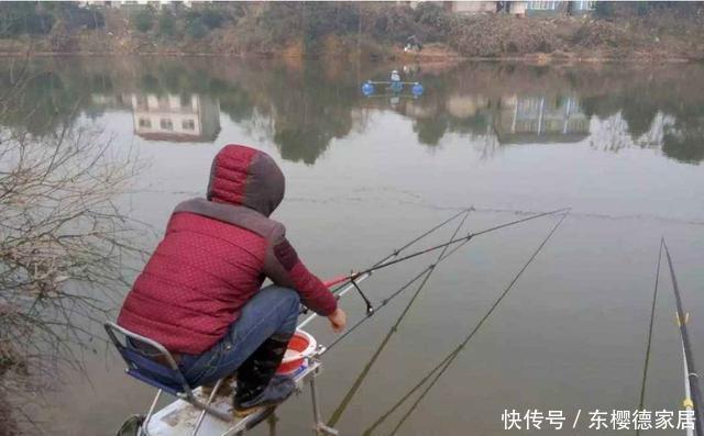 钓位|钓鱼不带竿、开饵没有盆，闲聊钓鱼那些年自己干过的蠢事