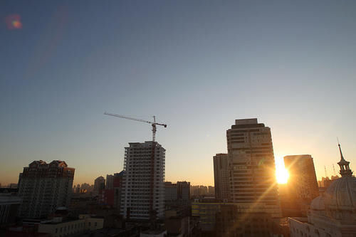 买房|今明两年,是“尽快买房”还是“再等一等”,三大信号已经显露