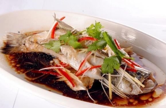 清蒸鱼，放盐腌或者直接蒸都不对，教你正确做法，鲜嫩入味无腥味