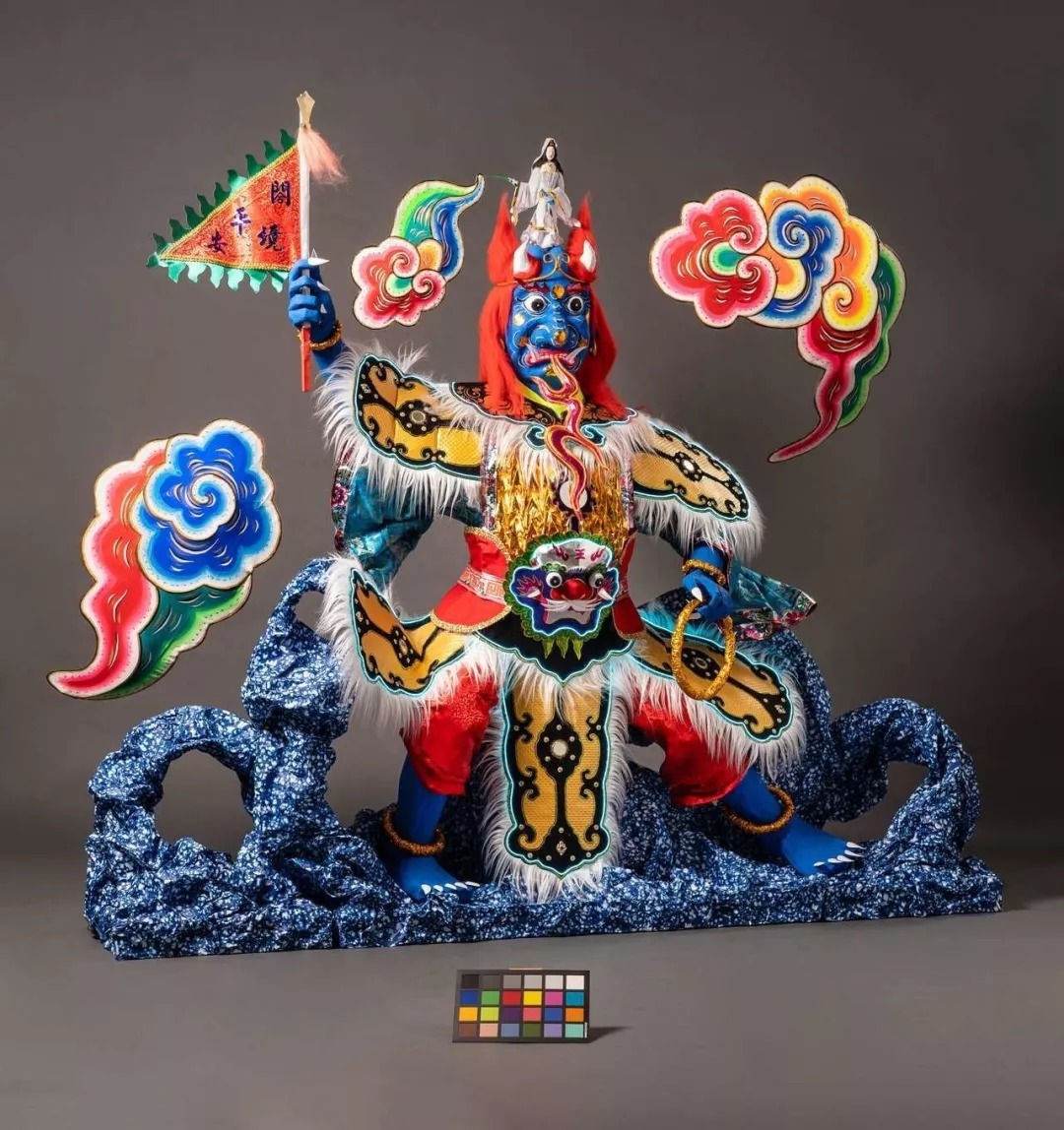 亡人|国人烧给亡人的纸扎,登上巴黎设计周,老外:中国人太浪漫了!