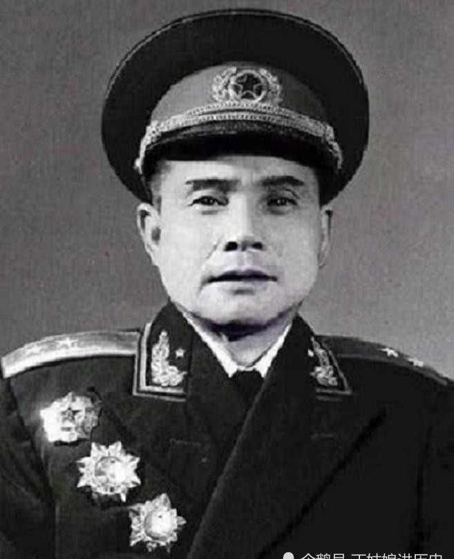 东北野战军|这个军的政委和两个副军长,后来都是中将,为何军长只是少将?