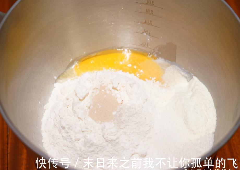 配方|面包的配方我用了3年，不用黄油，一次发酵也能蓬松暄软，不干硬