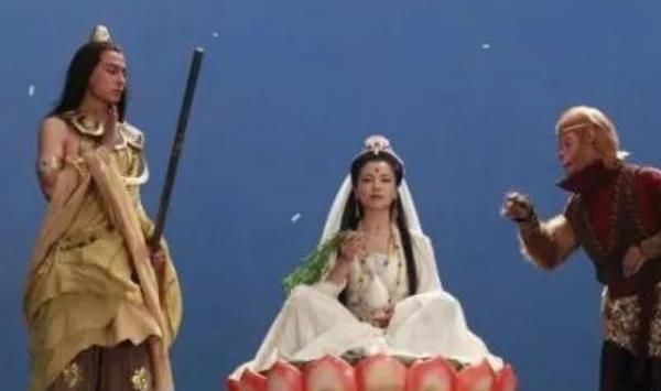 见到|观音菩萨的母亲是谁孙悟空见到都害怕,资历比如来还高