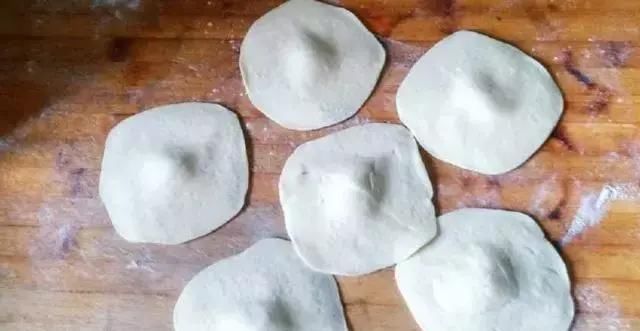  免费分享给大家，火爆包子铺配方，薄皮大馅香味十足