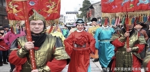 船夫&新科状元乘船回家,船夫随口说出一上联,状元却至死都没对出来