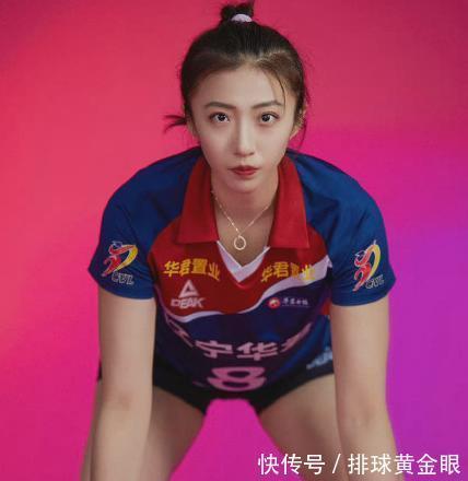 龚翔宇|女排全明星赛海报出炉!丁霞占据C位,李盈莹龚翔宇代表红蓝两队