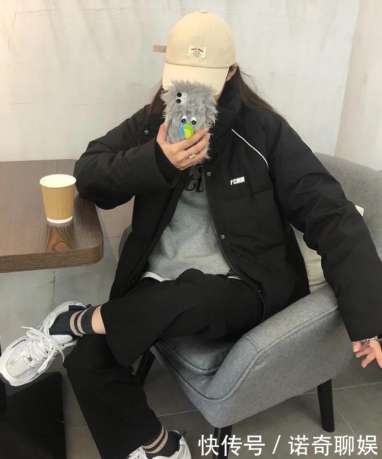 风格|不同风格的羽绒服,女孩子都是要有一件