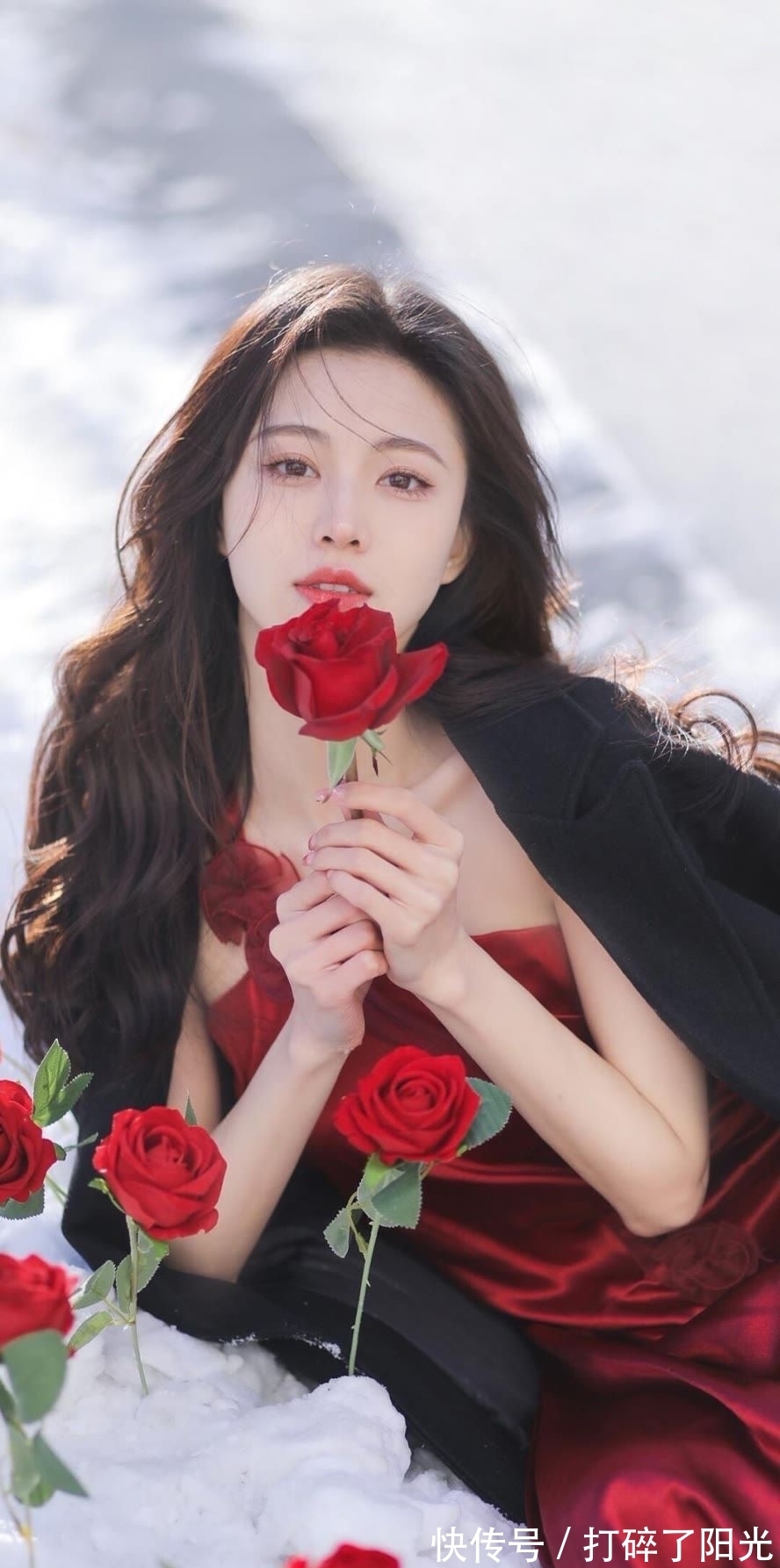 壁纸,这是爱神丘比特么