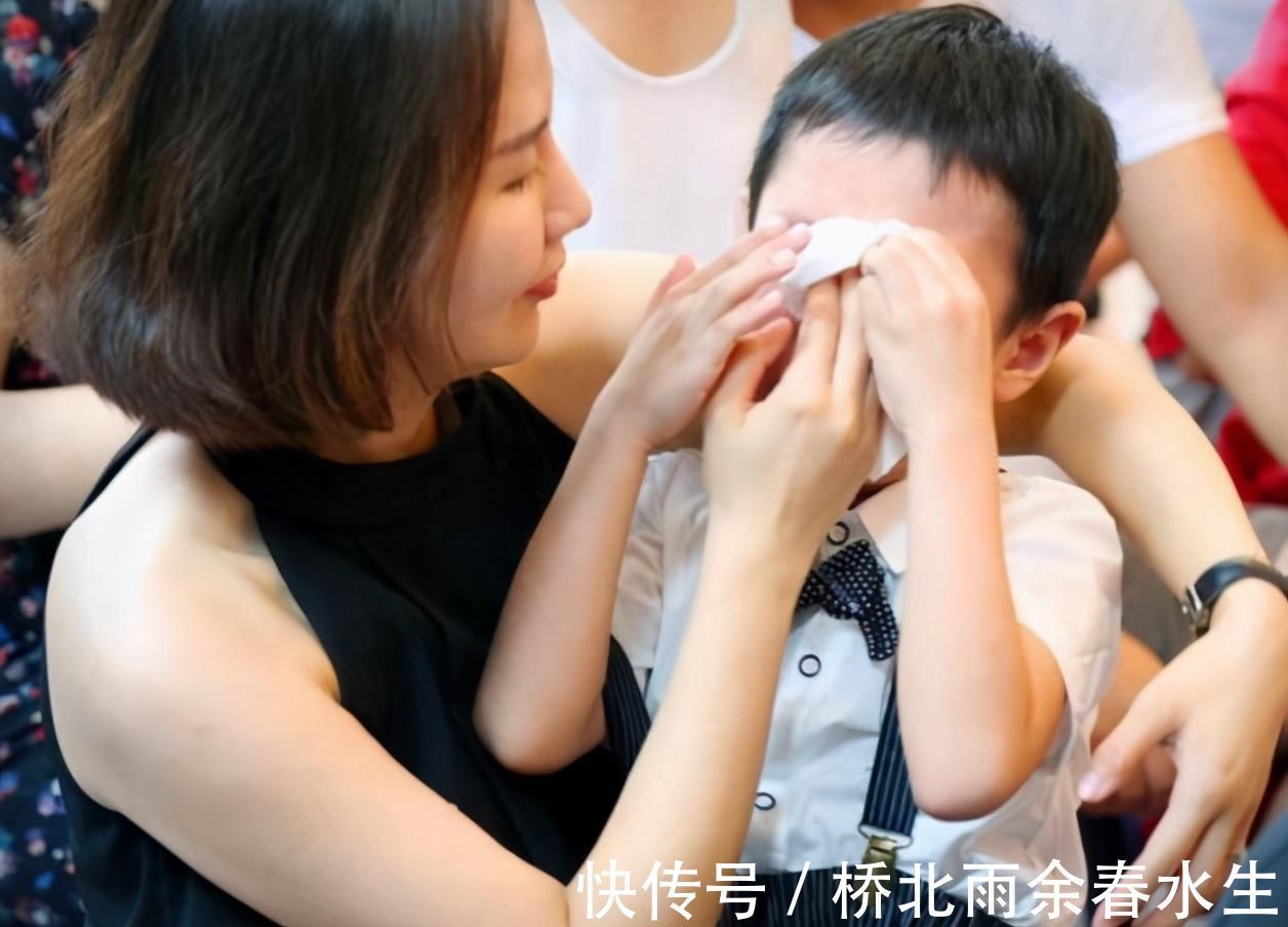 考场|小学生考场急得大哭，只因名字有103画，监考老师：我写也费劲