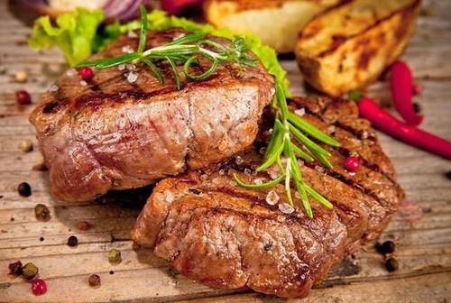 区别|经常吃肉的人与经常不吃肉的人,身体有什么区别,哪种危害更大